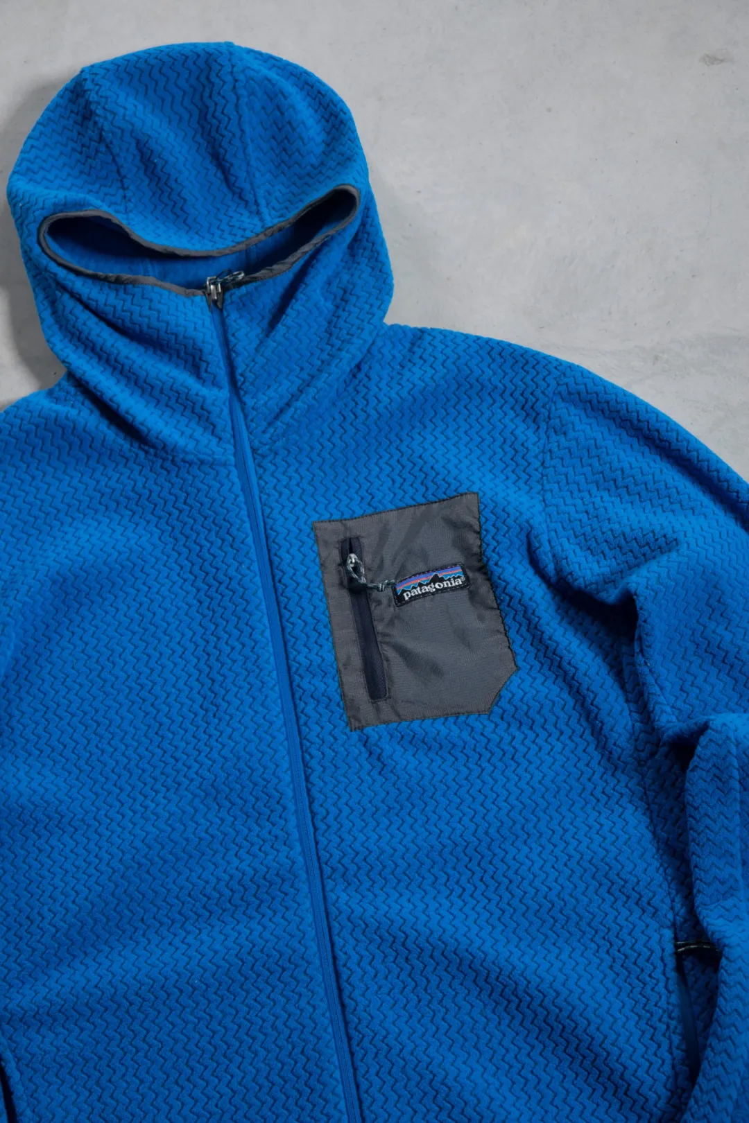 5507 P124 PATAGONIA REI ， ， 。PATAGONIA ， 。 ：Dark Gray Coffee Brown Black Royal Blue Purple Khaki White Yellow Blue Red Green 11 patagonia ： Breathable : ： Size ： S （ 112 69 64 46） M（ 116 71 65 48） L （ 120 73 66 50） XL（ 124 75 67 52） 170cm，80-130 S 170-175cm，130-150 M 175-180cm，150-170 L 180-185cm，170-190 XL
